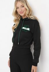 Czarna Bluza o Krótkim Fasonie z Kapturem i Ściągaczami oraz Nadrukiem Varel. Czarne bluzy damskie Born2be, l, bez wzorów, z kapturem. Za 34.99 zł.