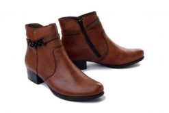 RIEKER 78676-25 brown, botki damskie. Brązowe botki damskie Rieker, na zimę, bez obcasa, na obcasie, bez zapięcia. Za 399.90 zł.