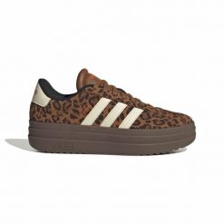 Buty sportowe VL Court Bold dla kobiet adidas. Brązowe obuwie sportowe casual damskie Adidas, bez zapięcia. Za 442.00 zł.