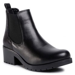 Botki Jenny Fairy. Czarne botki damskie Jenny Fairy, bez obcasa, na słupku, bez zapięcia. Za 62.99 zł.