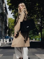 Maison héritage PARIS Skórzany shopper bag "Rise" w kolorze czarnym - 52 x 31 cm rozmiar: onesize. Czarne shopper bag maison héritage PARIS, bez wzorów, z materiału, na ramię, bez dodatków. Za 434.99 zł.