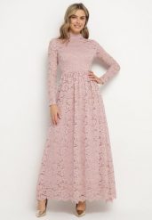 Różowa Rozkloszowana Sukienka z Koronki ze Stójką i Gumką w Talii Delaviae. Czerwone sukienki damskie Born2be, bez wzorów, z koronki, eleganckie, bez ramiączek. W wyprzedaży za 161.49 zł.