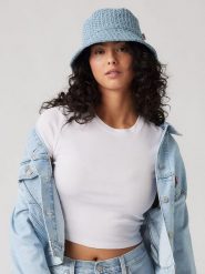 Levi's Kapelusz w kolorze błękitnym rozmiar: L. Niebieskie kapelusze damskie Levi's, bez wzorów, z materiału. Za 110.81 zł.