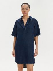 Wrangler Sukienka jeansowa 112350341 Granatowy Relaxed Fit. Niebieskie sukienki damskie Wrangler, bez wzorów, z jeansu, bez ramiączek. Za 239.99 zł.