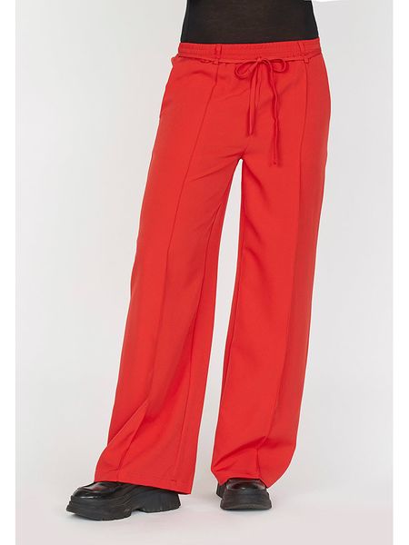 SisterS point Spodnie w kolorze czerwonym rozmiar: XS. Czerwone spodnie materiałowe damskie Sisters Point, bez wzorów, z materiału. Za 48.05 zł.