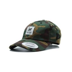 Czapka bejsbolowa – Bawełna – Niestrukturalna (Kamuflaż). Brązowe czapki damskie SURF MONKEY, bez wzorów, z bawełny. Za 179.95 zł.