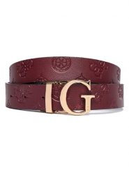 Guess Pasek w kolorze bordowym rozmiar: 105. Czerwone paski damskie Guess, z aplikacjami, z materiału. Za 239.29 zł.