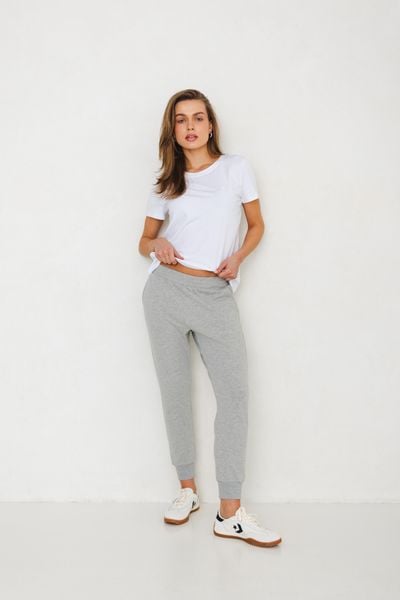 SPODNIE LENA SZARY MELANŻ L - Flawless. Szare spodnie dresowe damskie Flawless, l, bez wzorów, z bawełny. Za 297.00 zł.