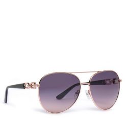 Okulary przeciwsłoneczne Guess. Czarne okulary przeciwsłoneczne damskie Guess. Za 299.99 zł.