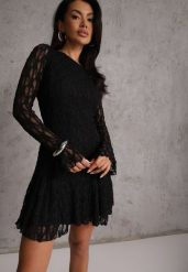 Czarna Sukienka z Koronki Ozdobiona Rozkloszowanymi Rękawami Cinalata. Czarne sukienki damskie Renee, bez wzorów, z koronki, eleganckie, bez ramiączek. Za 179.99 zł.
