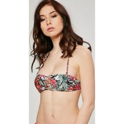 Guess Jeans - Biustonosz kąpielowy. Różowe bikini Guess Jeans, z dzianiny. W wyprzedaży za 119.90 zł.