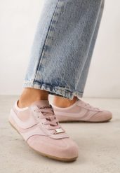 Różowe Zamszowe Sneakersy w Stylu Kultowych Tenisówek Sorisana. Czerwone obuwie sportowe damskie Born2be, z jeansu, bez zapięcia, tenisowe. Za 199.99 zł.