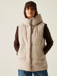 Regatta Kamizelka pikowana "Kelse" w kolorze beżowym rozmiar: 40. Brązowe kamizelki damskie Regatta, bez wzorów, bez kaptura. Za 157.35 zł.