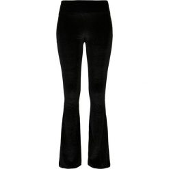 Damskie legginsy z wysoką talią Urban Classics velvet boot. Czarne legginsy damskie Urban Classics, bez wzorów, z weluru. Za 149.00 zł.