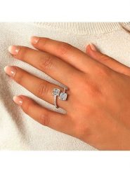 Les Petites Précieuses Srebrny pierścionek z cyrkoniami rozmiar: 60. Szare pierścionki damskie Les Petites Précieuses, z cyrkonią, srebrne. Za 165.71 zł.