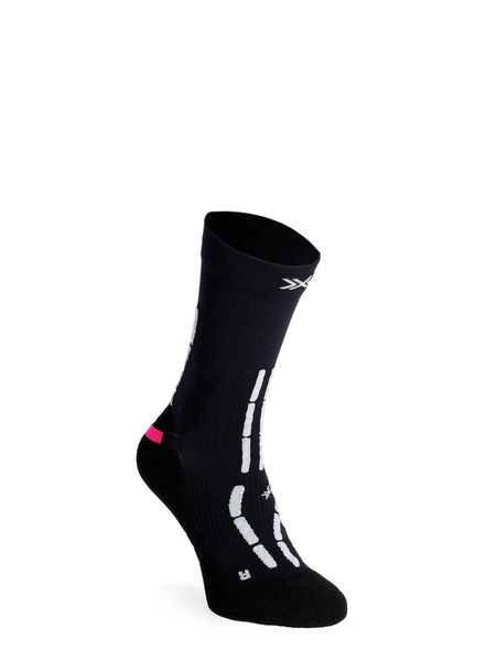 Skarpety do biegania X-Socks Trail Anatomix Crew. Czarne skarpetki damskie X Socks, bez wzorów, z dzianiny. Za 169.99 zł.