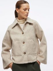 Vila Kurtka przejściowa w kolorze beżowym rozmiar: 40. Brązowe kurtki damskie Vila, bez wzorów, bez kaptura. Za 162.87 zł.