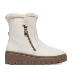 Botki Go Soft. Białe botki damskie GO SOFT, bez obcasa, na koturnie, bez zapięcia. Za 259.99 zł.