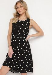 Czarna Rozkloszowana Sukienka w Kropki Valsedi. Czarne sukienki damskie Born2be, bez wzorów, z jeansu, eleganckie, bez ramiączek. Za 69.99 zł.