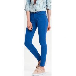 Jeansy PUSH UP - Niebieski. Niebieskie jeansy damskie Cropp. W wyprzedaży za 39.99 zł.