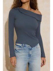Trendyol Bluzka w kolorze antracytowym rozmiar: S. Czarne bluzki damskie Trendyol, s, bez wzorów, z bawełny, z asymetrycznym kołnierzem, bez ramiączek. Za 86.99 zł.