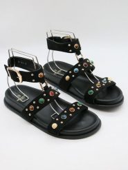 Bellucci Sandały w kolorze czarnym rozmiar: 41. Czarne sandały damskie Bellucci, bez wzorów, z otwartym noskiem, bez obcasa, bez zapięcia. Za 86.99 zł.