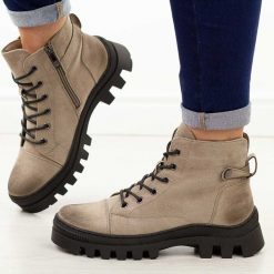 Khaki kh botki damskie na traperze Potocki 19317. Brązowe botki damskie POTOCKI, na jesień, z dzianiny, casualowe, z okrągłym noskiem, bez obcasa, bez zapięcia. Za 229.00 zł.