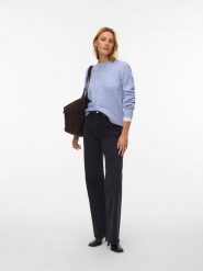 Vero Moda Sweter w kolorze błękitnym rozmiar: S. Niebieskie swetry klasyczne damskie Vero Moda, s, z wełny, bez kołnierzyka. Za 104.89 zł.