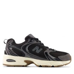 Damskie tenisówki New Balance. Szare trampki damskie New Balance, bez wzorów, z materiału, bez zapięcia. Za 557.00 zł.
