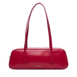 Torebka Calvin Klein. Czerwone torebki klasyczne damskie Calvin Klein, bez dodatków. Za 489.99 zł.