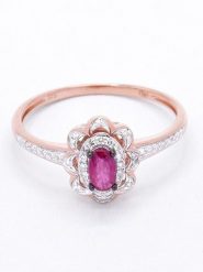 ATELIER DU DIAMANT Złoty pierścionek "Hasna" z diamentami i rubinem rozmiar: 56. Różowe pierścionki damskie ATELIER DU DIAMANT, z diamentem, złote. Za 1,600.99 zł.