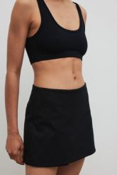 Spódnico spodenki z lnem w kolorze TOTALLY BLACK - MOVE-XL. Czarne spódnice damskie Marsala, na imprezę, m, bez wzorów, z bawełny, eleganckie. Za 229.90 zł.