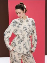 Koszula z domieszką lnu z wiązaniem na plecach - wielobarwny. Koszule damskie Sinsay, l, bez wzorów, bez kołnierzyka, bez ramiączek. Za 59.99 zł.