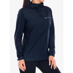 Kurtka przeciwwiatrowa damska Montane Featherlite Hoodie. Niebieskie kurtki damskie Montane, bez wzorów, z softshellu, bez kaptura. Za 461.99 zł.