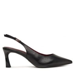 Szpilki Tamaris. Czarne szpilki damskie Tamaris, bez wzorów, bez obcasa, na szpilce, bez zapięcia. Za 364.99 zł.