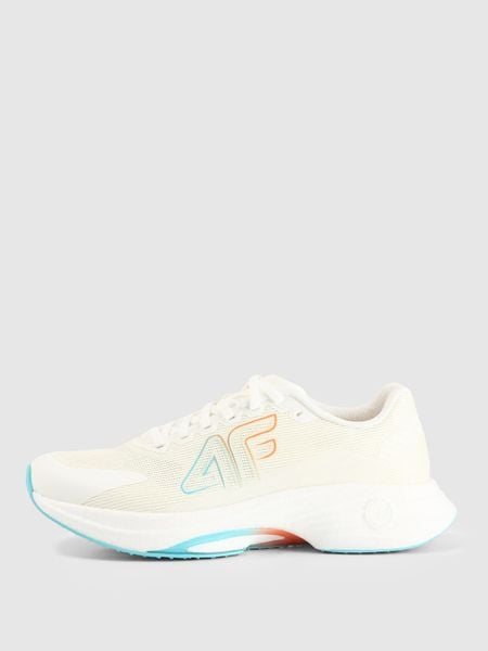 4F Buty do biegania Speed Runner damskie - białe 39. Białe obuwie sportowe damskie 4F, bez zapięcia, do biegania. Za 359.99 zł.