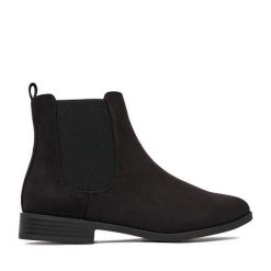 Sztyblety JENNY. Czarne botki damskie Jenny, bez obcasa, na płaskiej podeszwie, bez zapięcia. Za 119.99 zł.