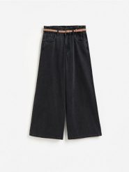 Jeansy wide leg z paskiem - czarny. Czarne jeansy damskie Reserved. Za 159.99 zł.