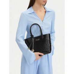 Torebka Nine West. Czarne torebki klasyczne damskie Nine West, bez dodatków. Za 249.99 zł.