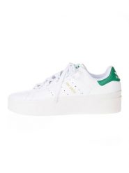 Adidas Sneakersy "Stan Smith Bonega" w kolorze biało-zielonym rozmiar: 42. Białe obuwie sportowe damskie Adidas, bez zapięcia. Za 288.52 zł.