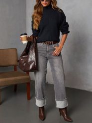 LA Angels Sweter w kolorze czarnym rozmiar: M. Czarne swetry klasyczne damskie LA Angels, m, bez kołnierzyka. Za 165.99 zł.