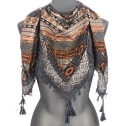 Duża Ludowa Chusta Z Frędzlami Modna Folk Wzory Apaszka Da-42E. Chusty damskie na jesień, bez wzorów. Za 38.99 zł.