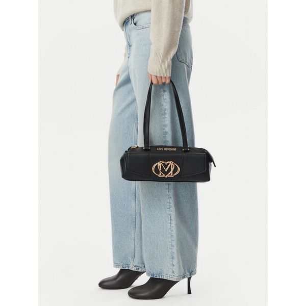 Torebka LOVE MOSCHINO. Czarne torebki klasyczne damskie Love Moschino, bez dodatków. Za 859.99 zł.