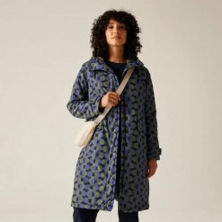 Parka dla kobiet Regatta Oria Kiely. Niebieskie parki damskie Regatta, m, z materiału, z kapturem. Za 398.00 zł.
