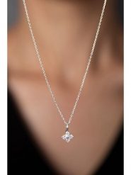 Lodie Silver Srebrny naszyjnik z zawieszką - dł. 43 cm rozmiar: onesize. Szare naszyjniki damskie Lodie Silver, z cyrkonią, srebrne. Za 39.99 zł.