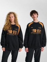 Bluza oversize Hummel Crew HSW. Czarne bluzy damskie Hummel, s, bez wzorów, z bawełny, bez kaptura. Za 190.00 zł.