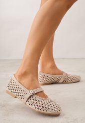 Ciemnobeżowe Ażurowe Balerinki z Paskiem z Klamerką i Cyrkoniami Feanoene. Brązowe balerinki damskie Born2be, w ażurowe wzory, z jeansu. Za 109.99 zł.