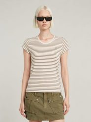 G-Star Koszulka w kolorze beżowym rozmiar: M. Brązowe koszulki damskie G-Star, m, bez wzorów, z bawełny, bez kołnierzyka, bez ramiączek. Za 78.47 zł.