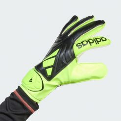 Rękawice Copa Club Goalkeeper. Czarne rękawiczki damskie Adidas, bez wzorów. Za 89.95 zł.
