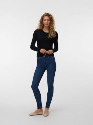Vero Moda Kardigan w kolorze czarnym rozmiar: XS. Czarne kardigany damskie Vero Moda, xs, bez wzorów, ze splotem. Za 124.11 zł.
